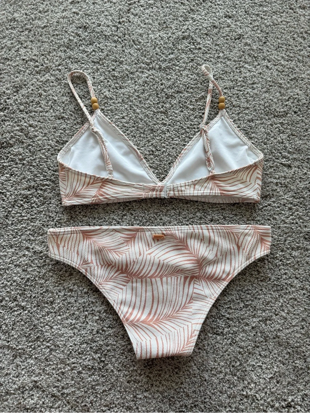 Like New Roxy Bikini Size M - Picture 2 of 8